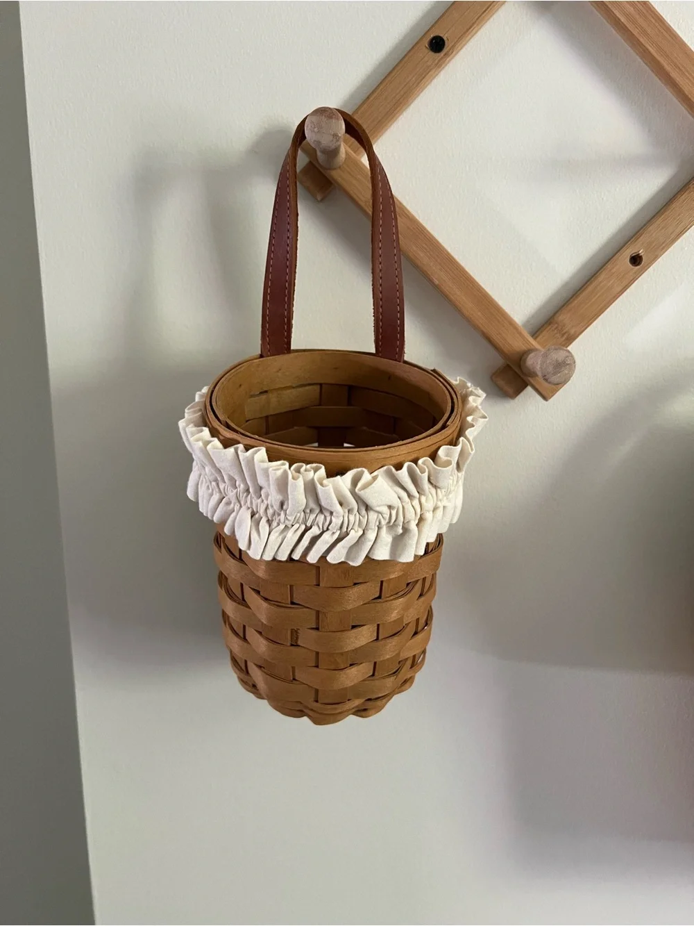 Longaberger Small Gatehouse Hanging Basket